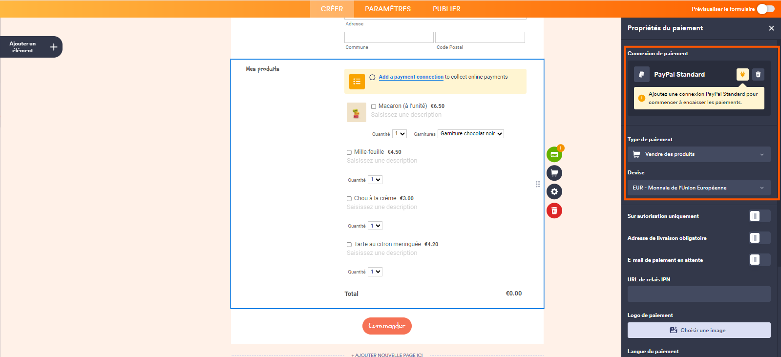 Capture d'écran d'un formulaire dans le Générateur de formulaire Jotform avec le volet Propriétés du paiement ouvert à droite et un encadré autour des sections Connexion à PayPal Standard, Type de paiement et Devise