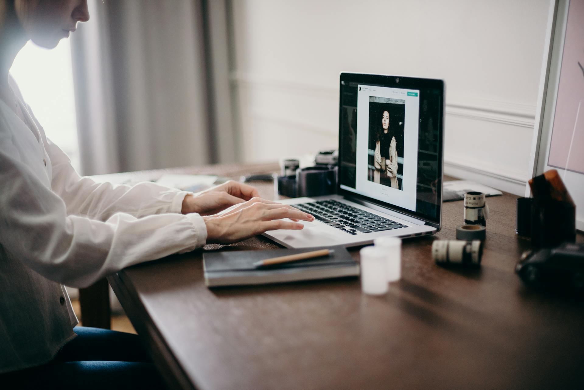 The 8 best AI photo editors
