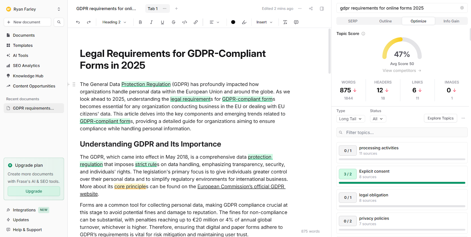 Frase interface showing an article and a topic score ranking with recommended keywords and word count