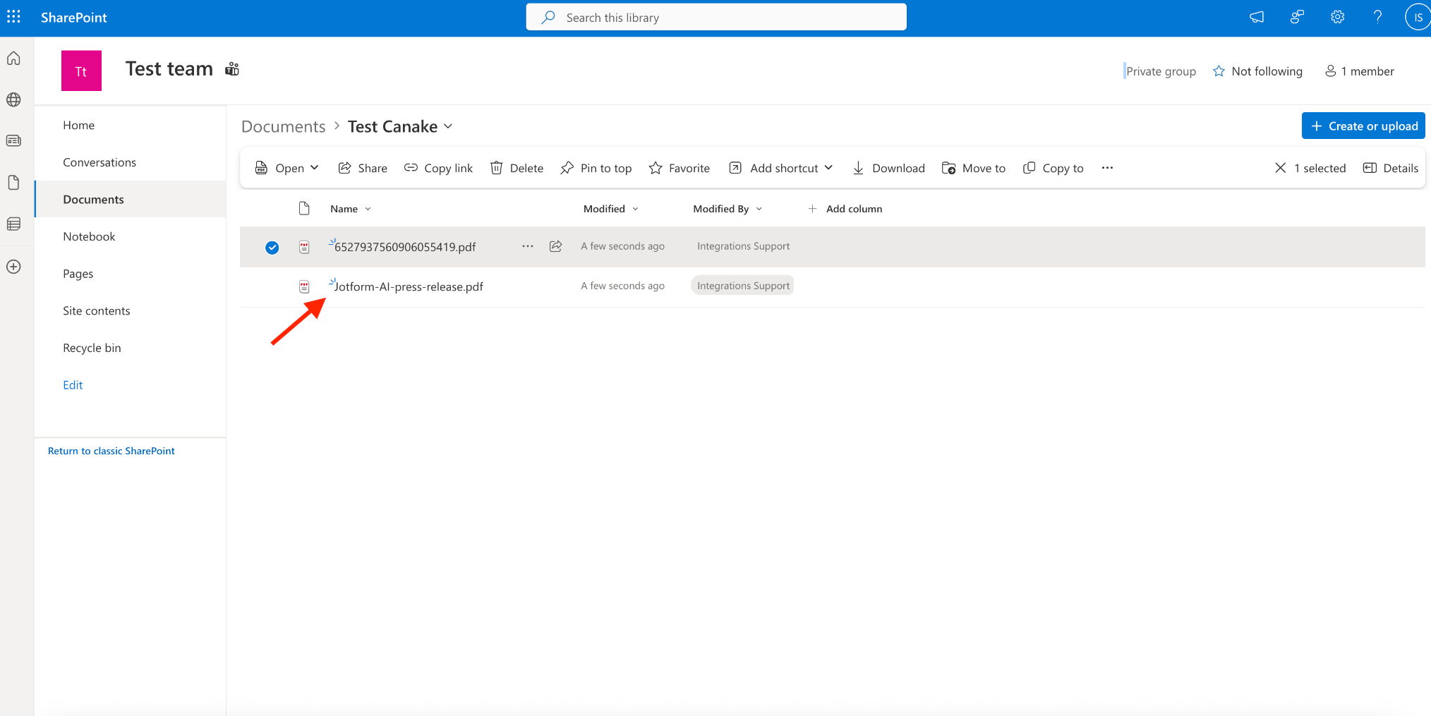 Capture d'écran du compte SharePoint avec le PDF importé dans le dossier Documents