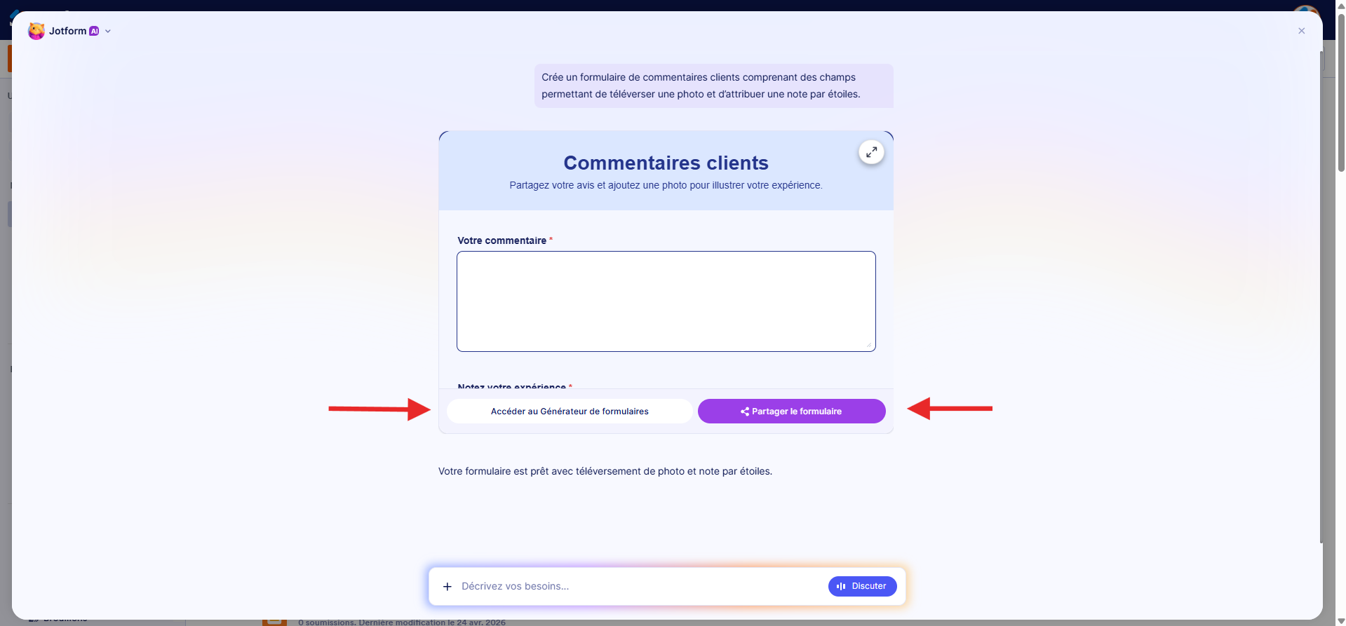 Capture d'écran du formulaire de feedback client généré par Jotform AI avec le prompt en haut et deux flèches en bas vers l'option Accéder au Générateur de formulaires et Partager le formulaire