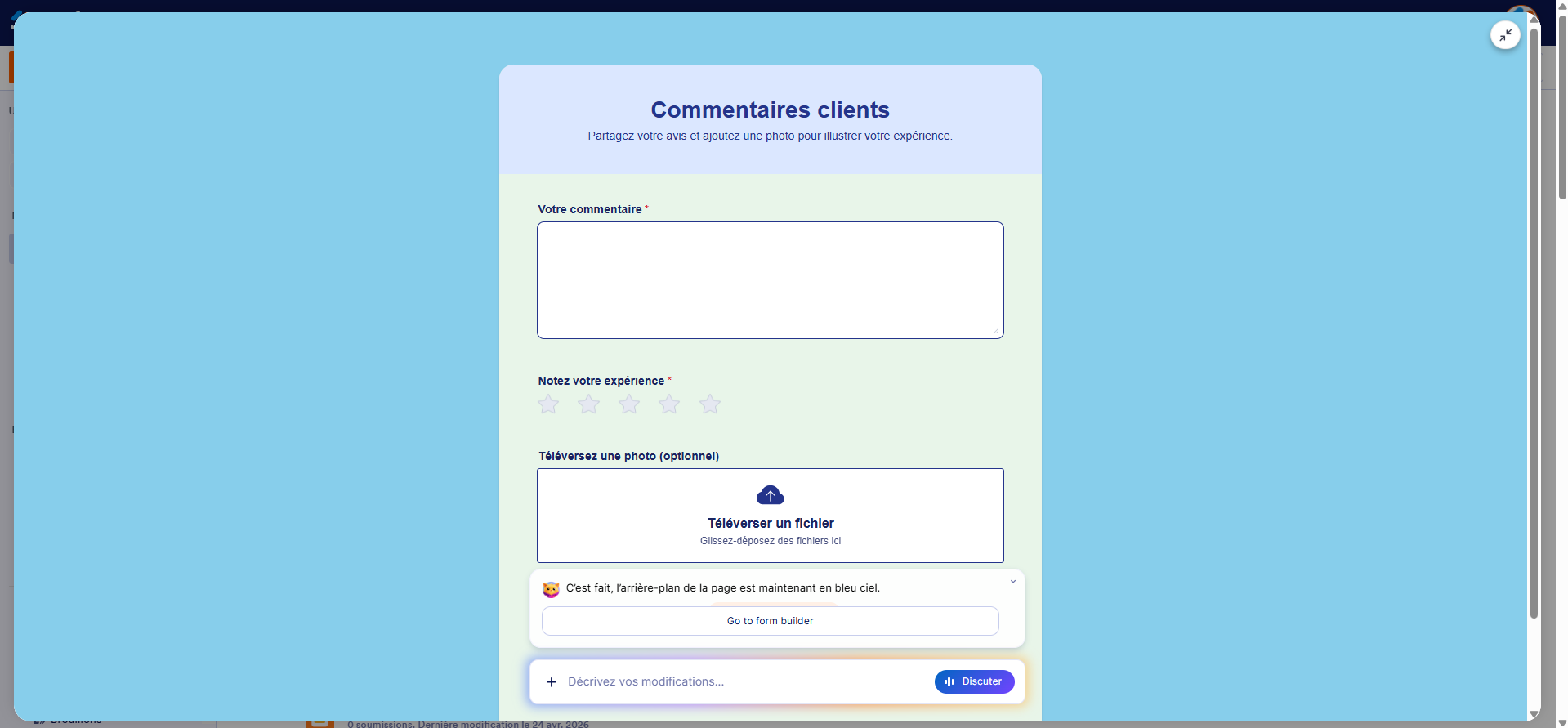 Capture d'écran du formulaire de commentaires clients avec les couleurs modifiées par Jotform AI en bleu et vert