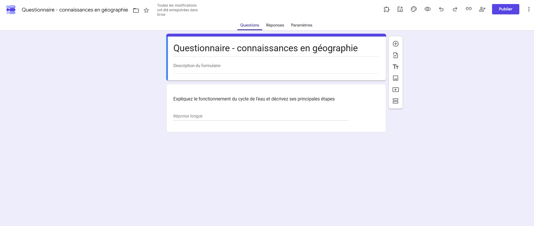 Capture d'écran d'un questionnaire de connaissances en géographie créé dans Google Forms avec une question de type Paragraphe
