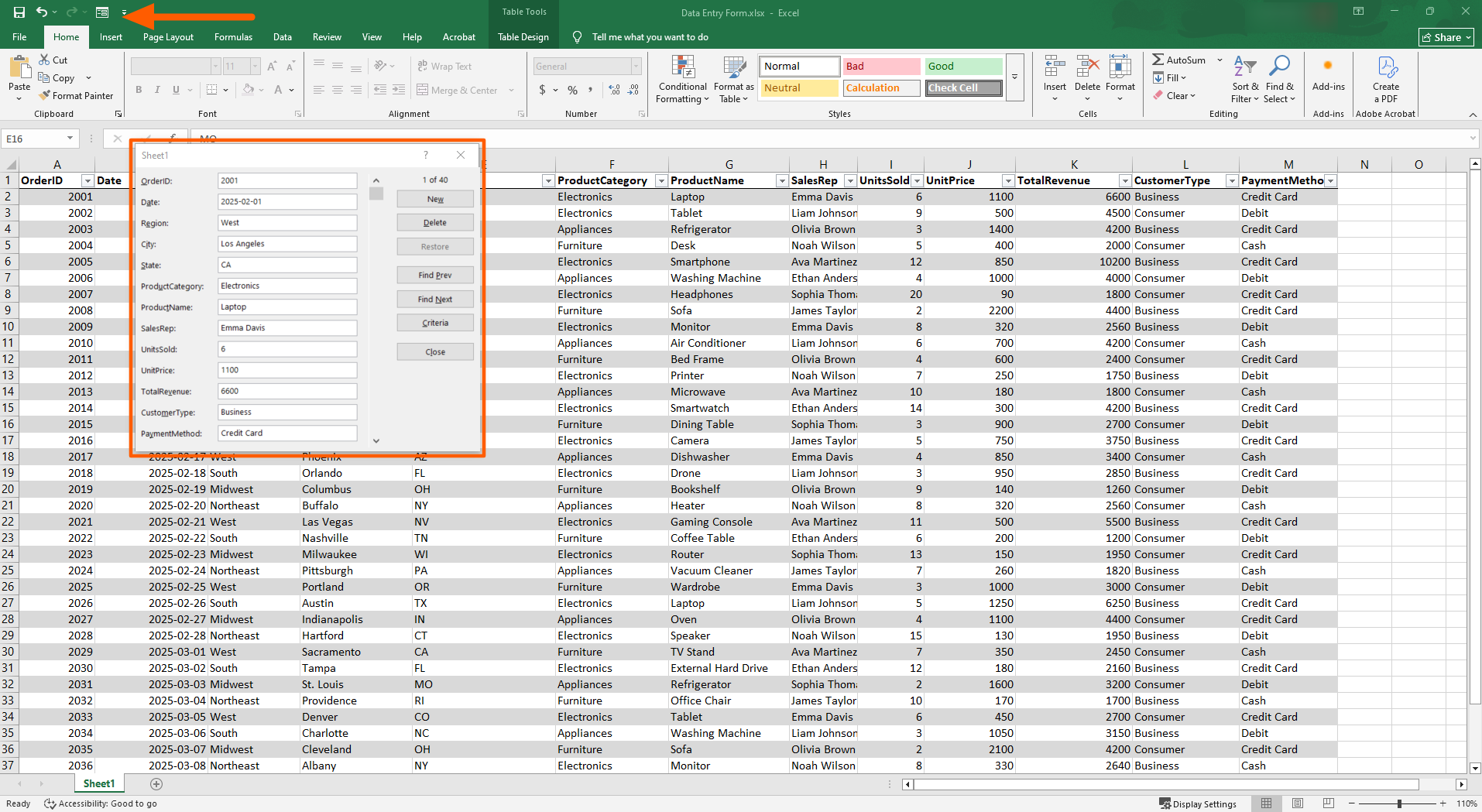 Microsoft Excel interface highlighting the Form button in the Quick Access Toolbar and the data entry form dialog box that appears